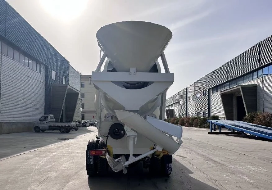 4m³ Mining Concrete Mixer Truck best